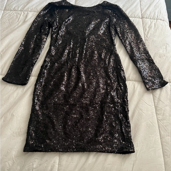 Fashion nova sparkly mini dress. Never worn w tags! - Picture 7 of 7